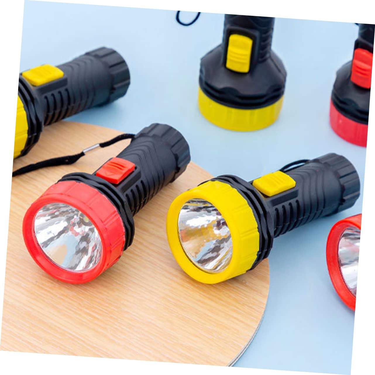 練習 おもちゃの懐中電灯